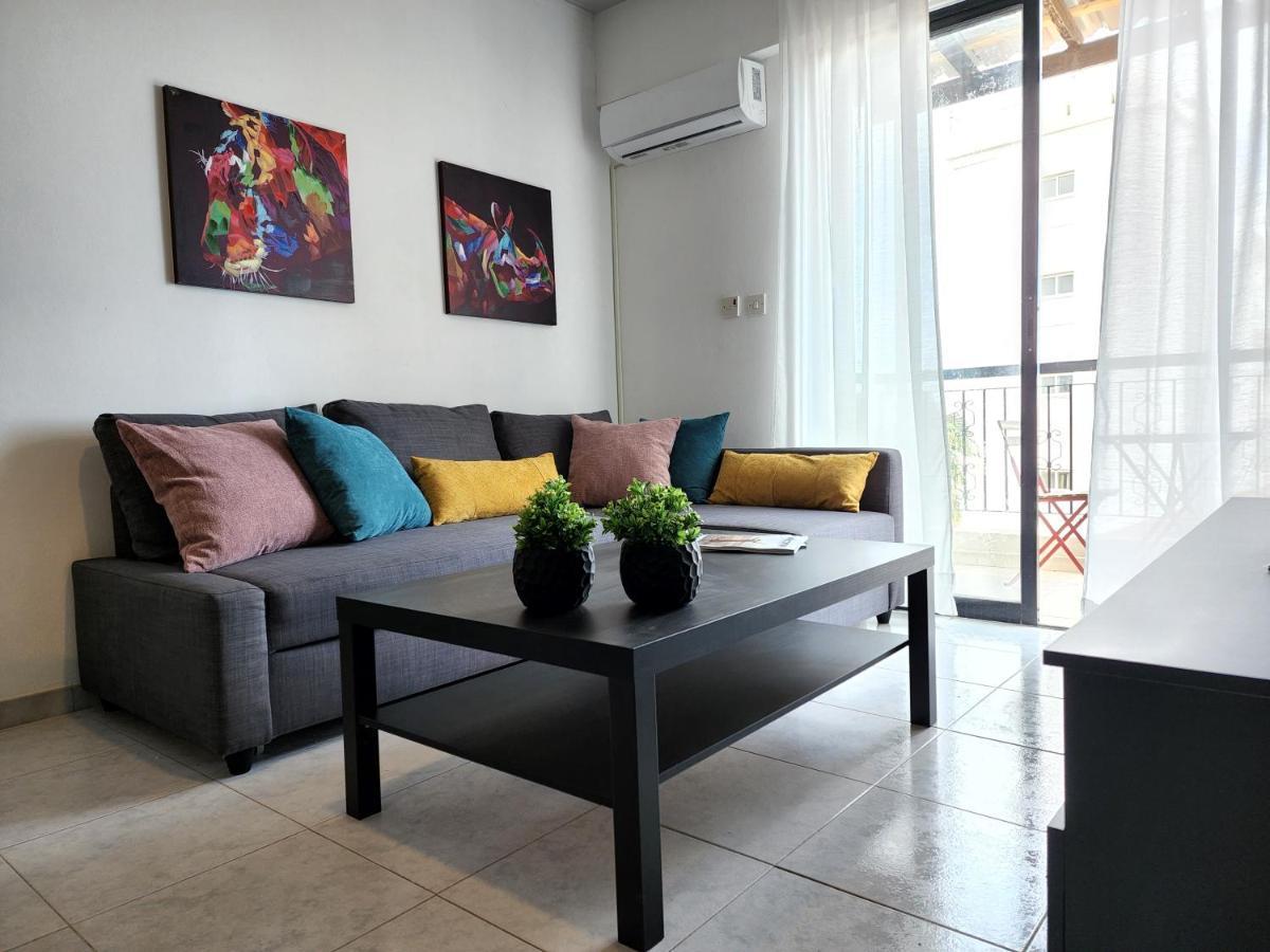 Kay'S City & Seaview One Bedroom Apartment Λάρνακα Εξωτερικό φωτογραφία