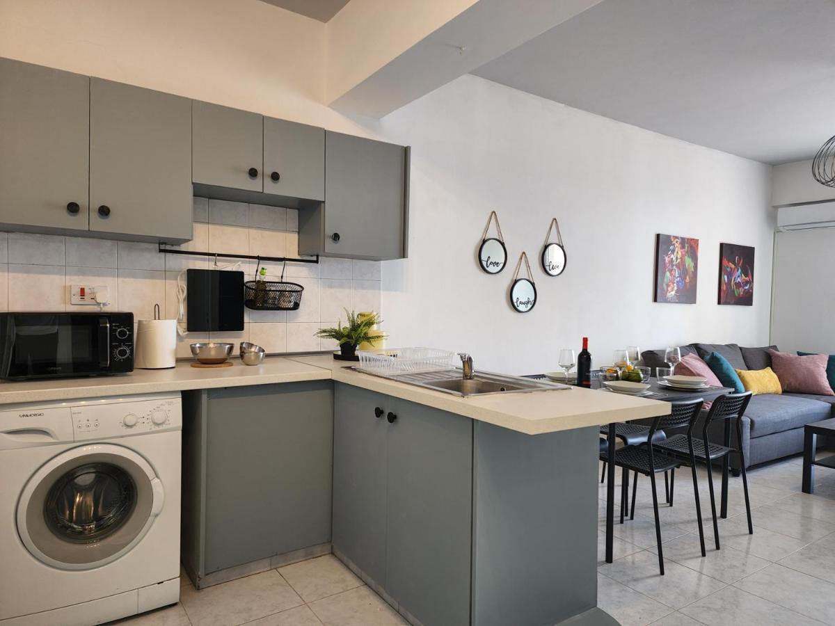 Kay'S City & Seaview One Bedroom Apartment Λάρνακα Εξωτερικό φωτογραφία